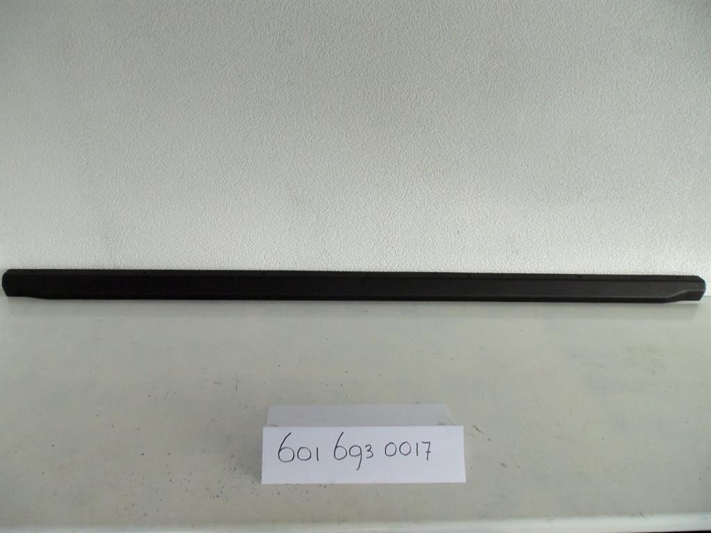 6016930017 (Doos )