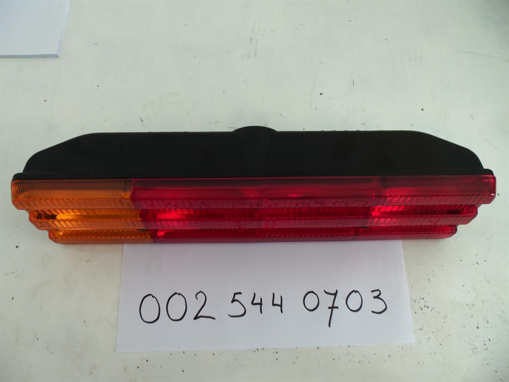 0025440703 (Boven plank 1)