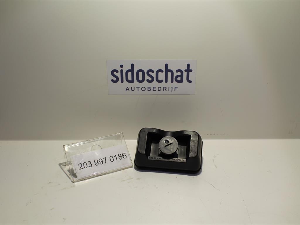 2039970186 (Doos 8)